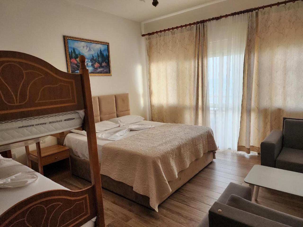 Hotel Maren Durrës Zimmer foto